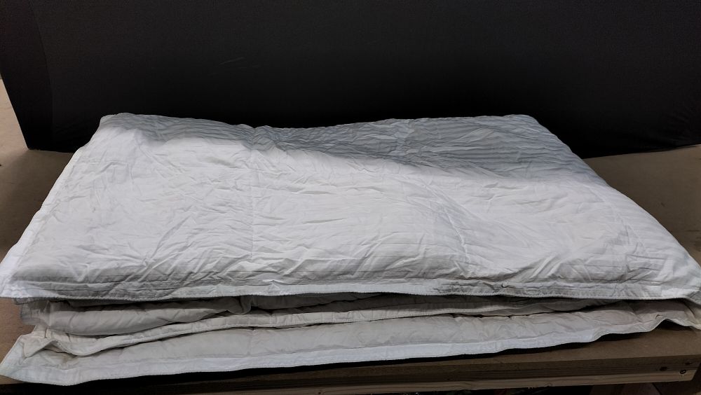 Lot 46: A King Size Hungarian Goose Down Duvet, 10.5 Tog