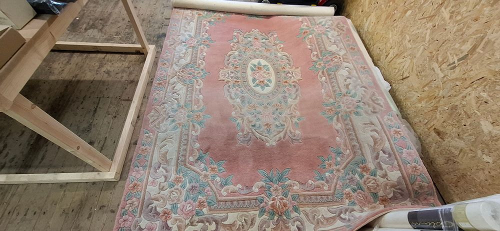 Lot 56: A Chinese Hand-Tufted Wool Rug