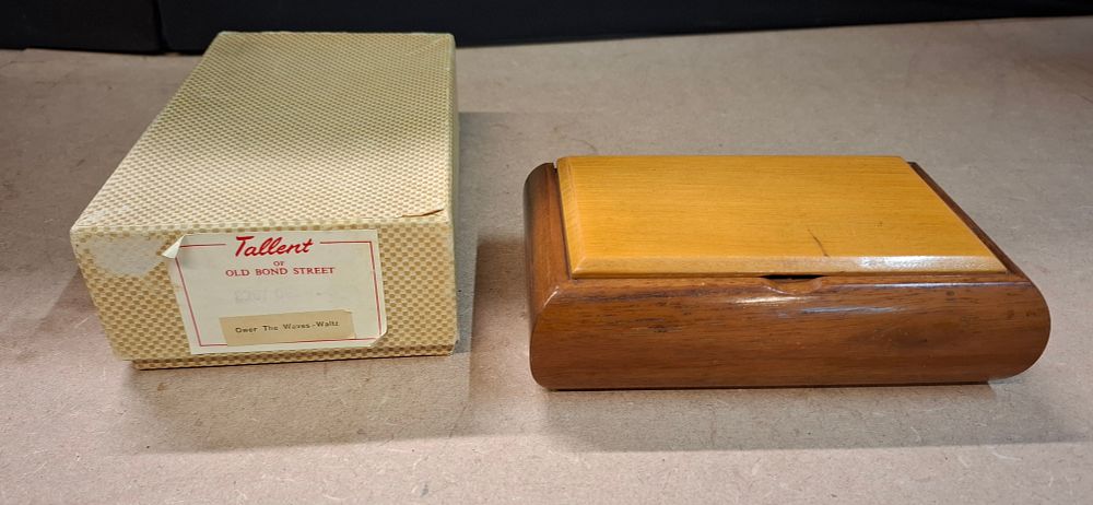 Lot 69: A Tallent of Old Bond Street Wood Musical Cigarette Box
