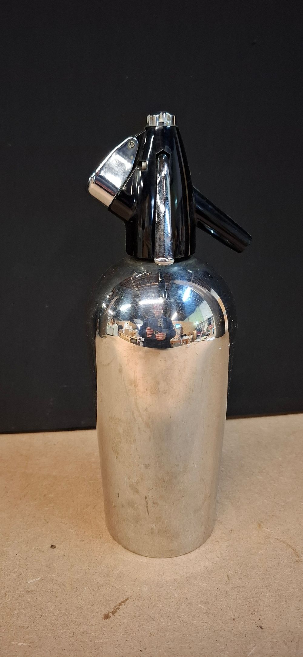 Lot 78: A Vintage Sparklets BOC Chrome and Metal Soda Syphon, Serial No. SF/Z10