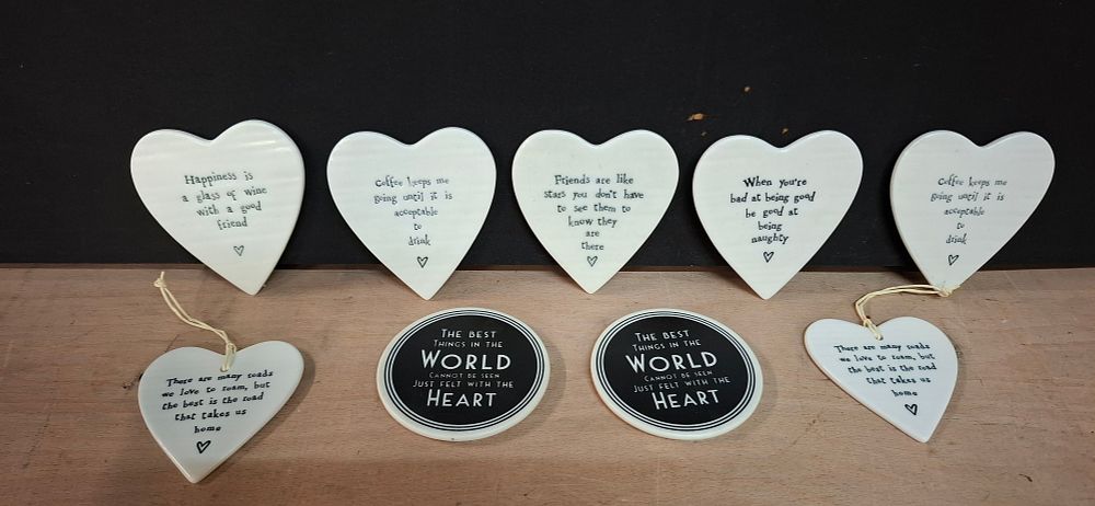 Lot 136: An Assortment of 9 Decorative Ceramic Slogan Plaques