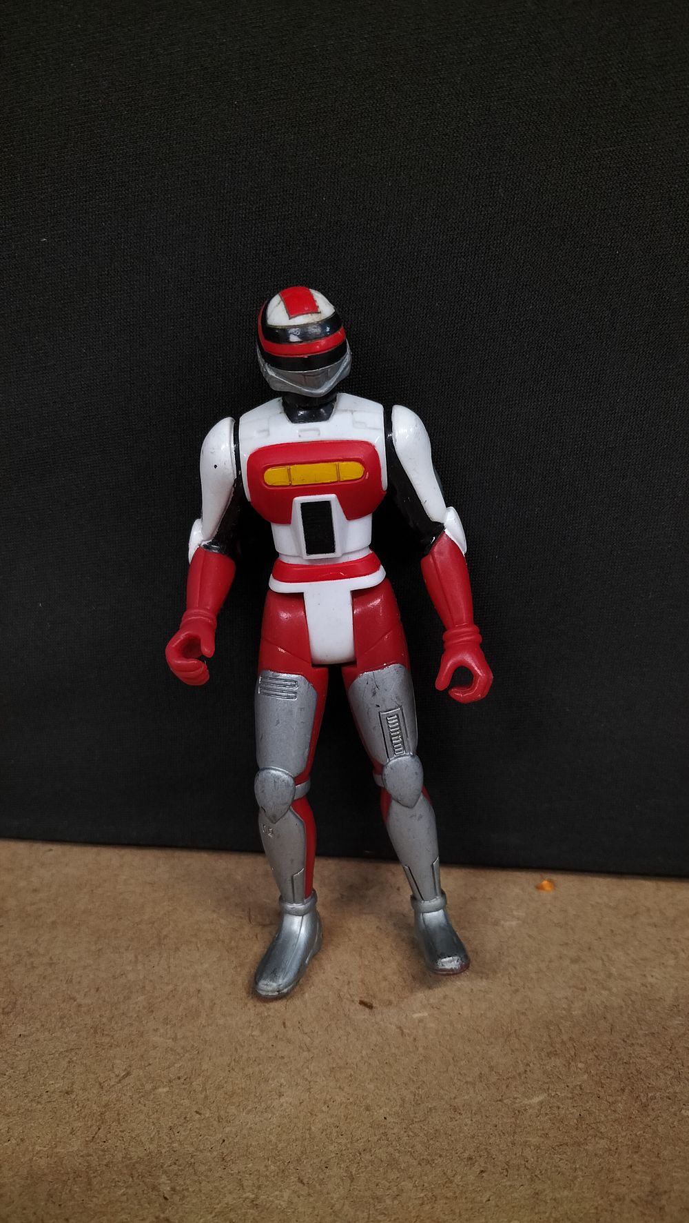 Lot 321: Kenner Saban 1994 VR Trooper Kaitlin Star Action Figure