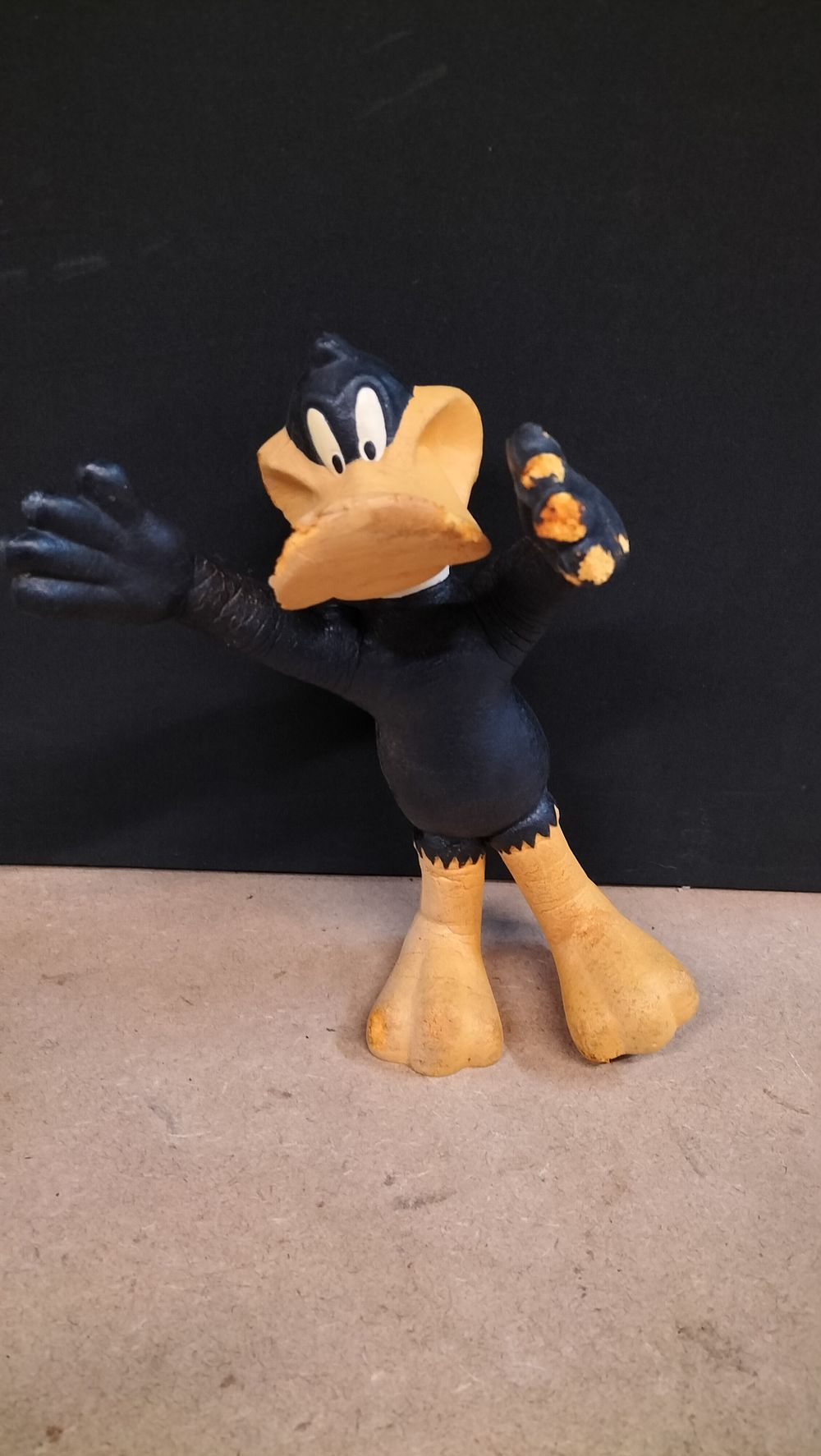 Lot 329: A 1999 Warner Bros Coated Foam Daffy Duck Figurine