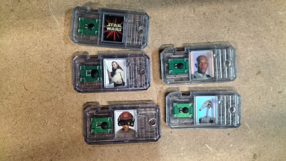 Lot 333: A Collection of 5 Hasbro Star Wars CommTech Chips