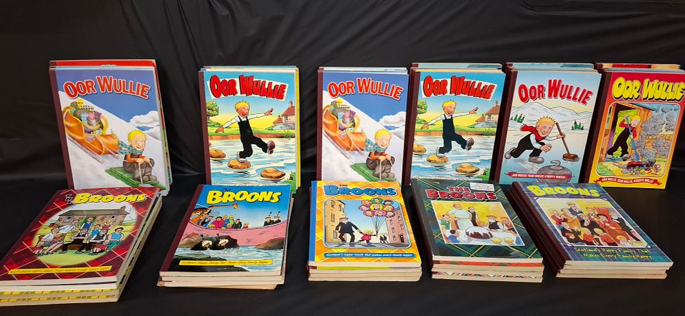 Lot 387: A Collection of D.C. Thomson The Broons and Oor Wullie Comic Annuals