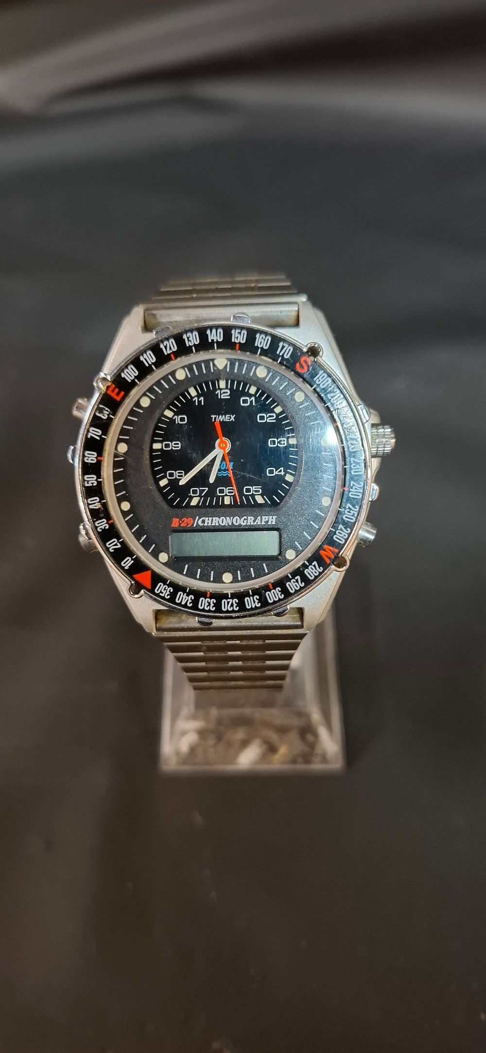 Lot 179: Vintage Timex B29 Chronograph Quartz Ana-Digi Wristwatch