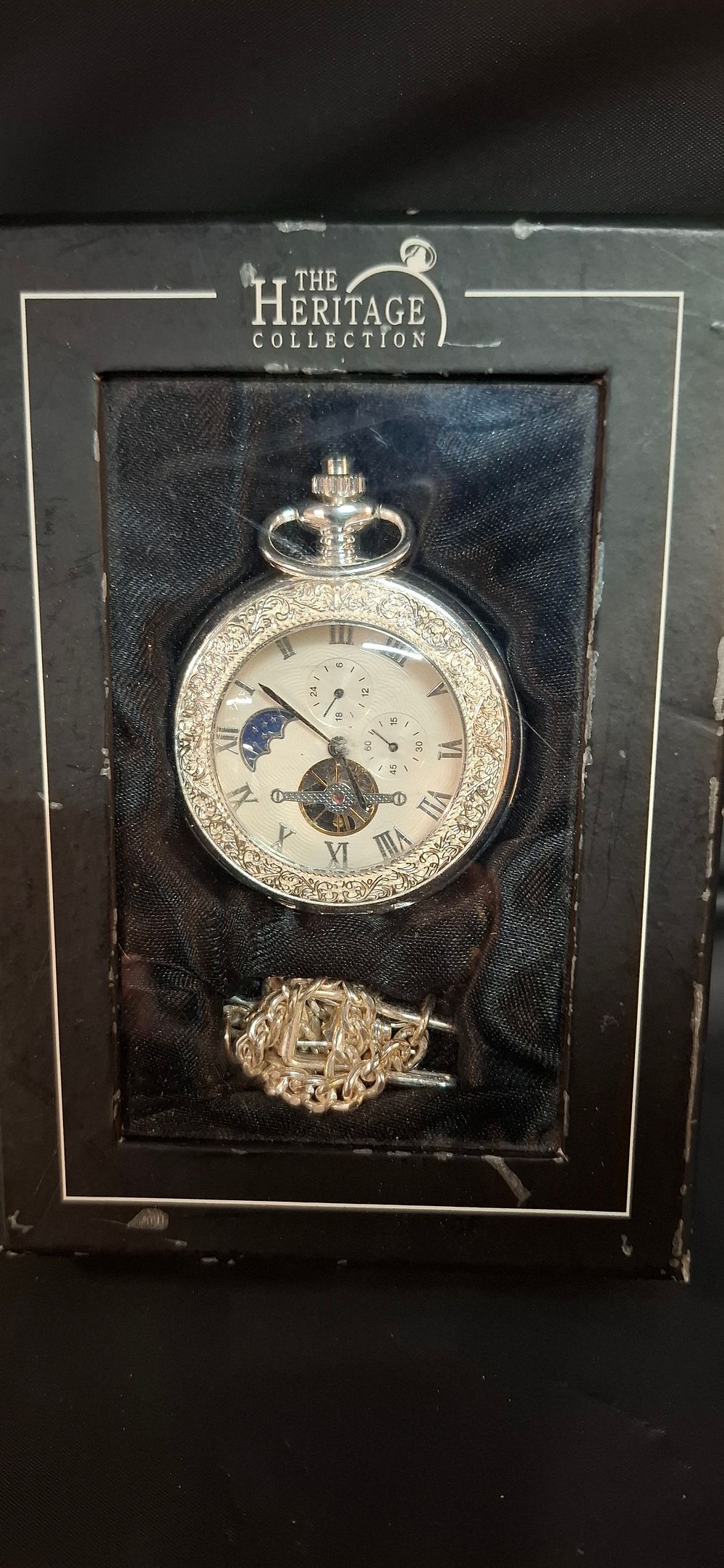 Lot 181: An Atlas Editions The Heritage Collection Mechanical Pocket Watch, 3 916 002
