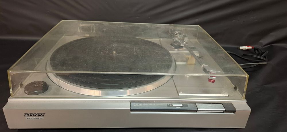 Lot 188: Sony PS-LX22 Direct Drive Automatic Stereo Turntable System