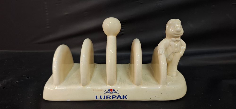 Lot 263: Lurpak Promotional Douglas Ceramic Toast Rack