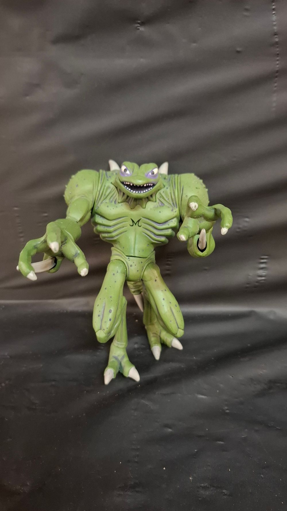 Lot 289: Irwin Toy Dragon Ball Z Yakon Action Figure
