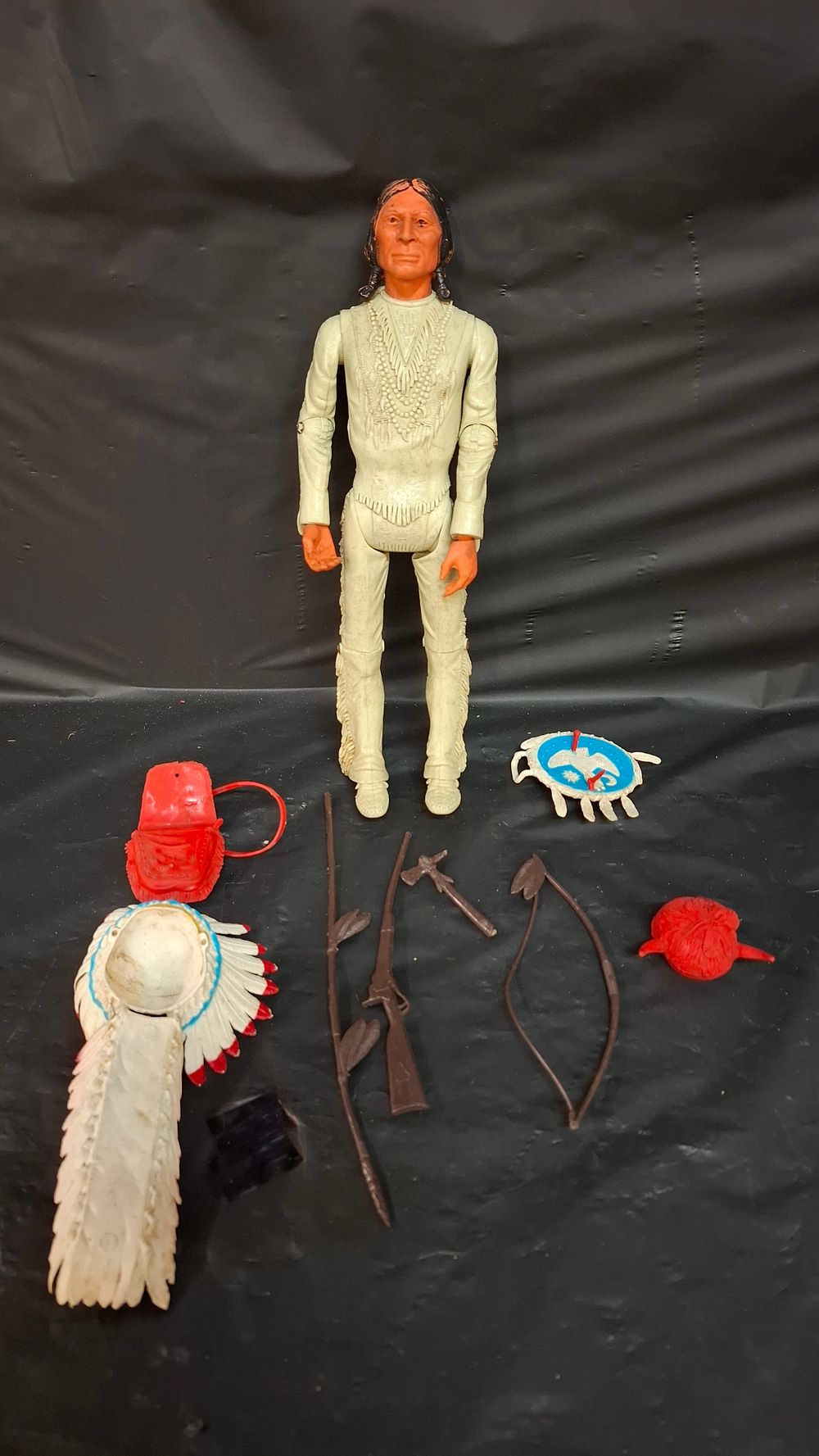 Lot 291: Marx Johnny West Best of the West Series Geronimo Plastic Action Figure