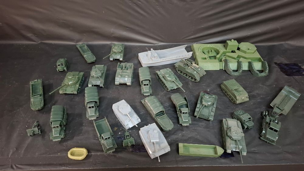 Lot 298: A Collection of Approximately 30 Vintage Moulded Plastic Military Vehicles and Fortified Base