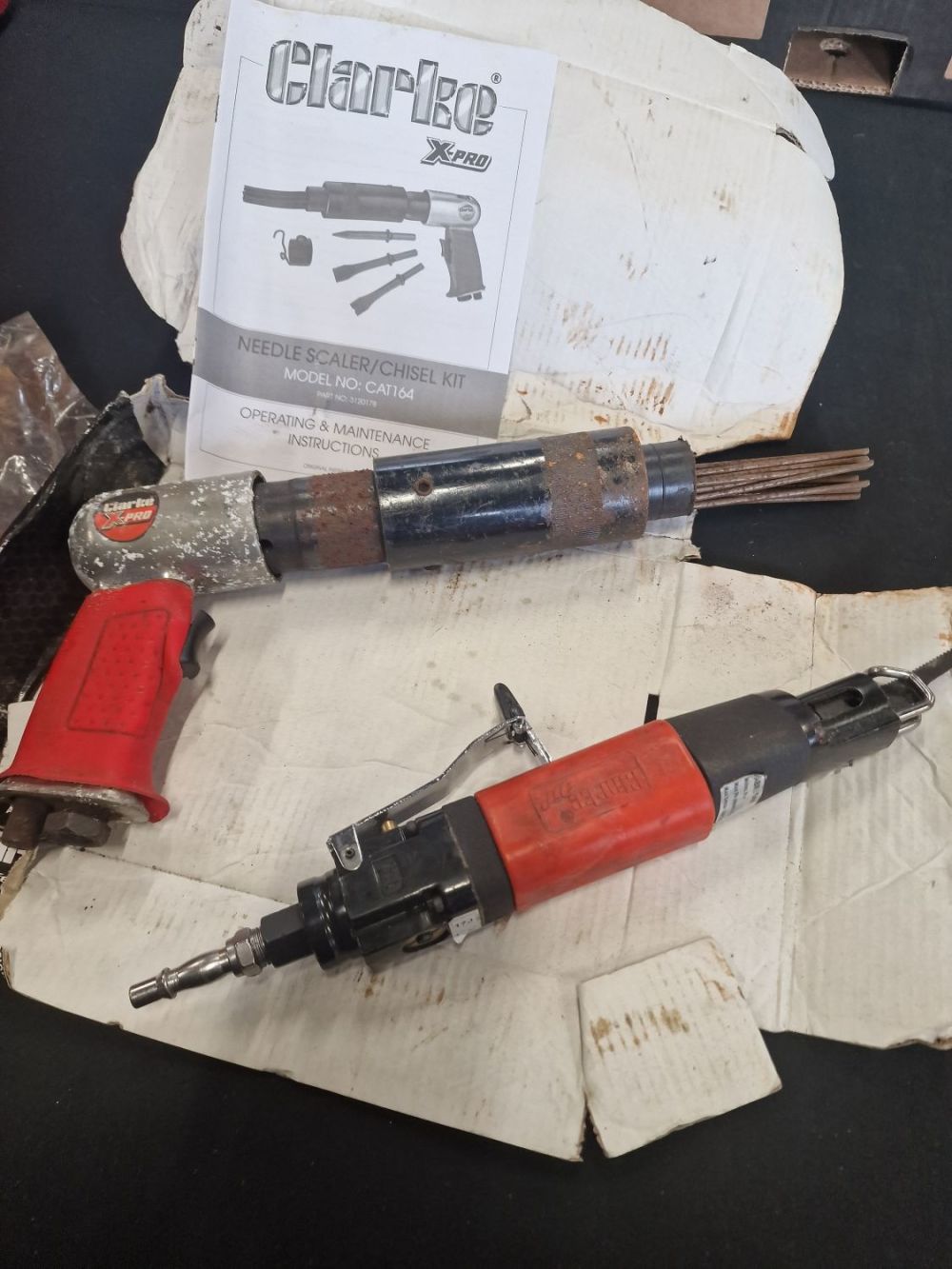 Lot 166: Clarke X-Pro Needle Scaler / chisel kit model...