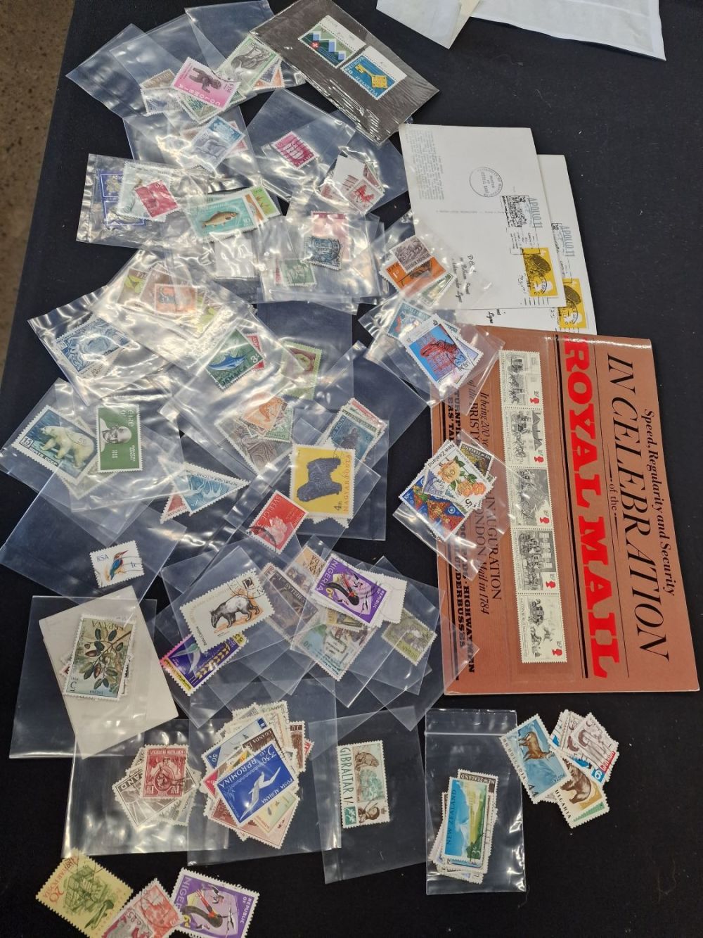 Lot 175: A large collection of British and foreign stamps
