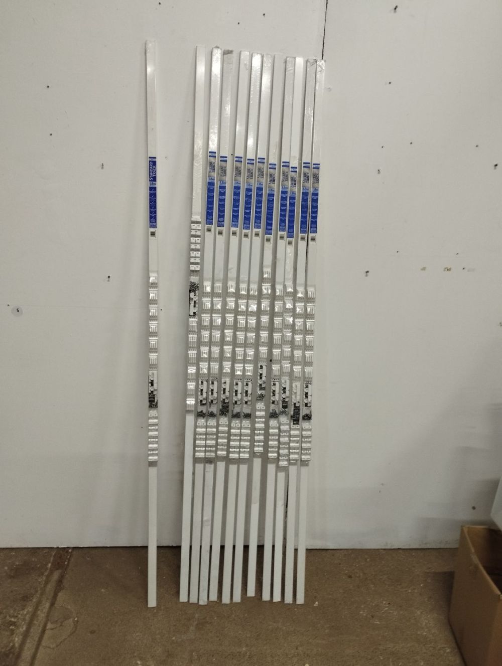 Lot 192: x12 Brand New 1.8mt Curtain Track All Metal...