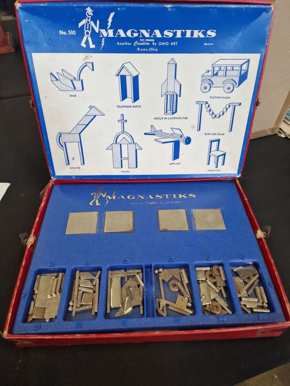 Lot 194: Vintage Ohio Art Magnastics" The Magnetics wonder builder"