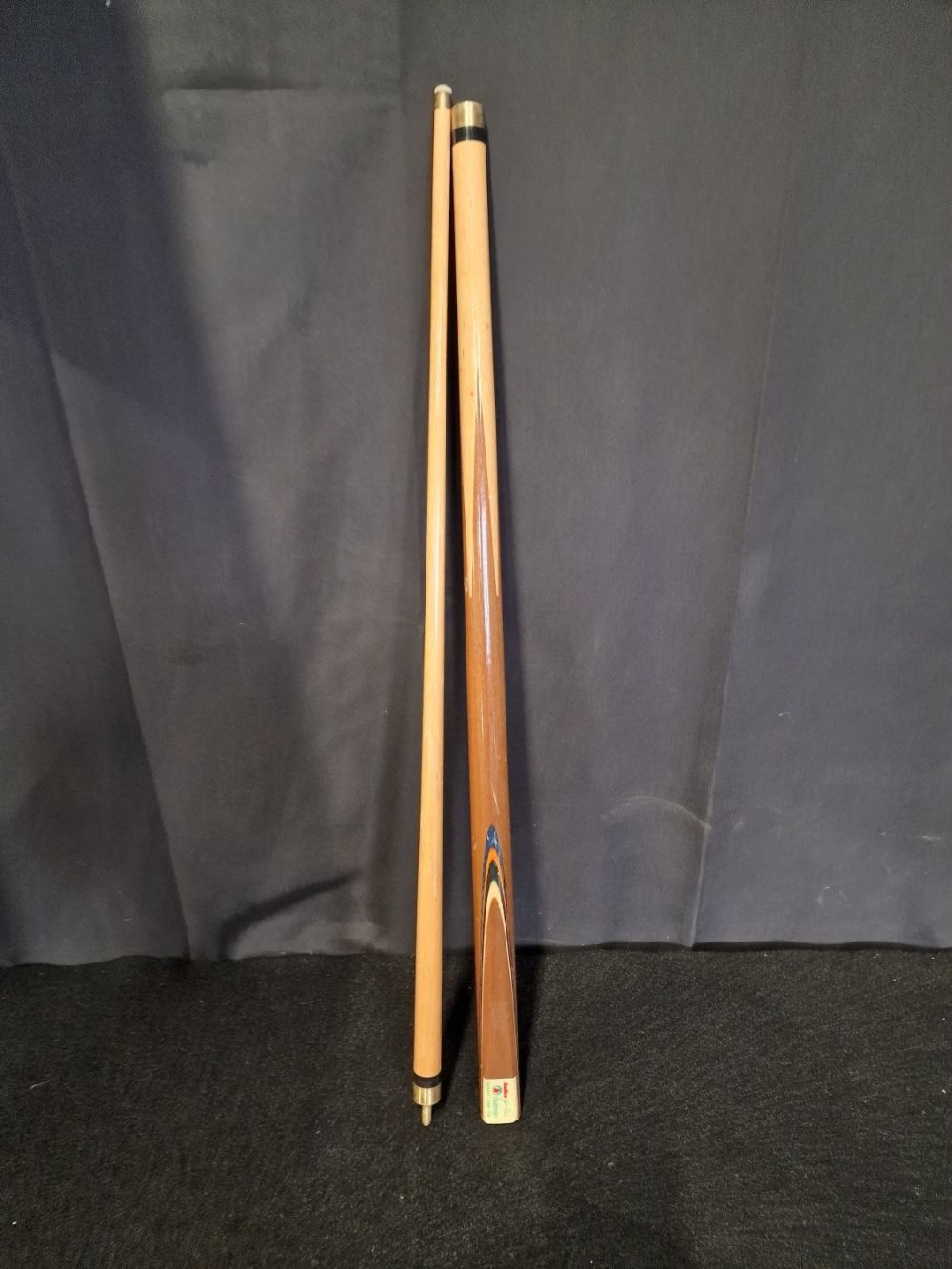 Lot 223: HALEX sport clubman pool que
