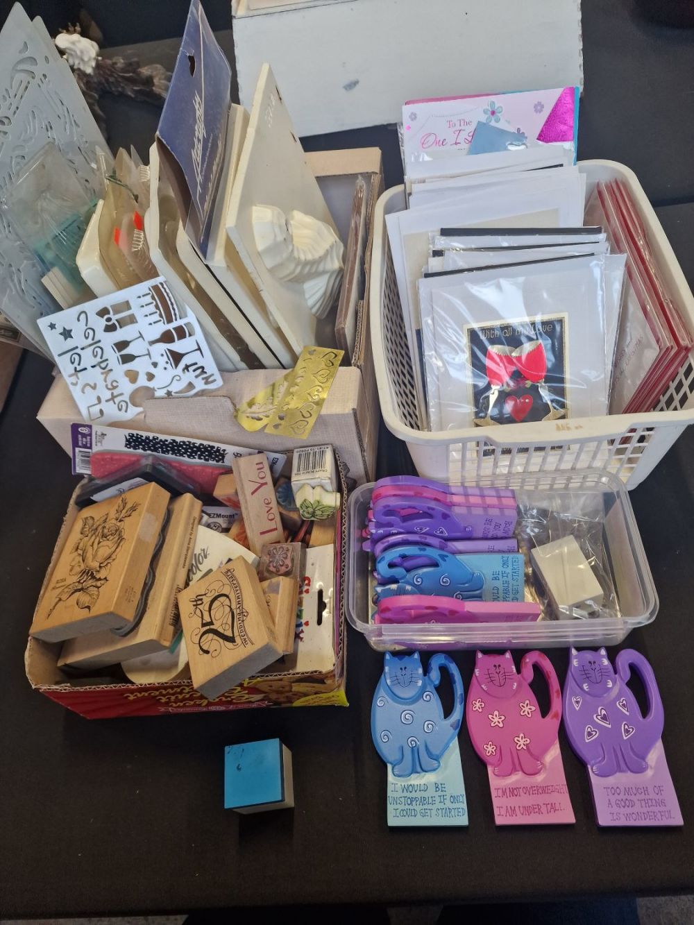 Lot 277: A large Bundle of crafting items including stencils,...