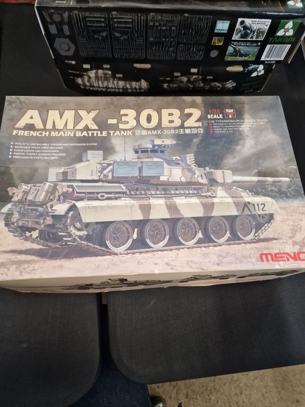 Lot 341: MENG French main battle Tank AMX-30B2 1:35 scale...