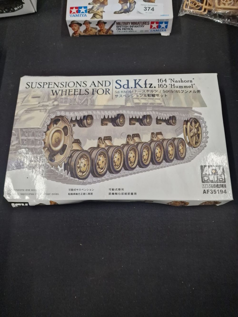 Lot 375: ARV club suspension and wheels.for Sd.Kfz 174 Nashorn...