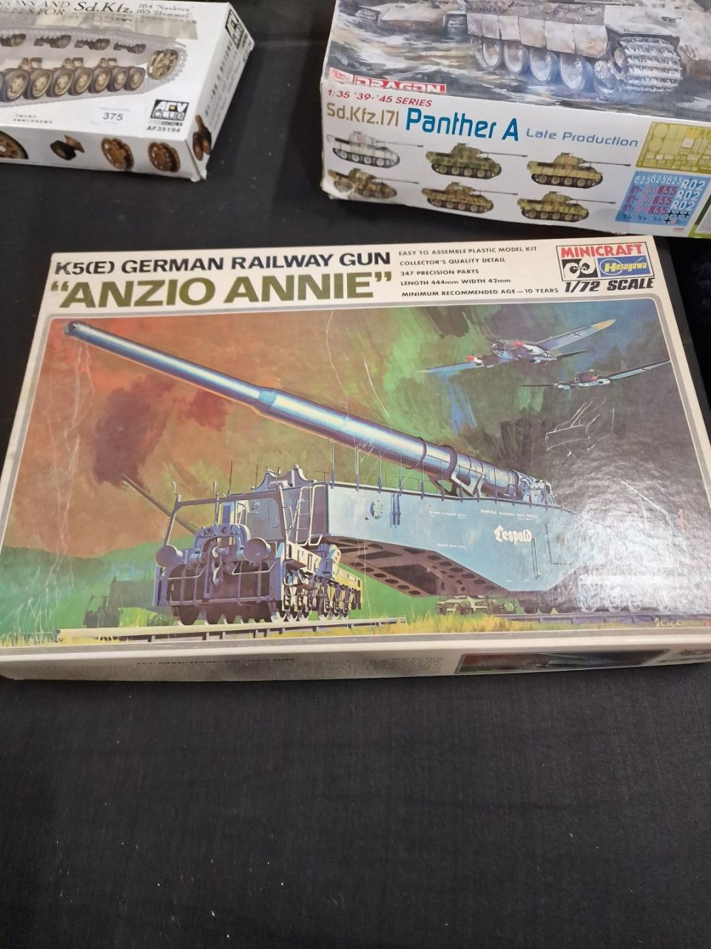 Lot 379: Minicraft 1:72 scale K5(E) GERMAN RAILWAY gun "AnIo...