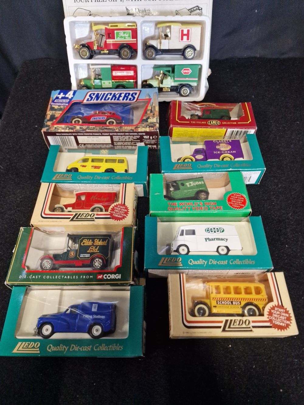 Lot 209: A bundle of Lledo and corgi collectable cars...
