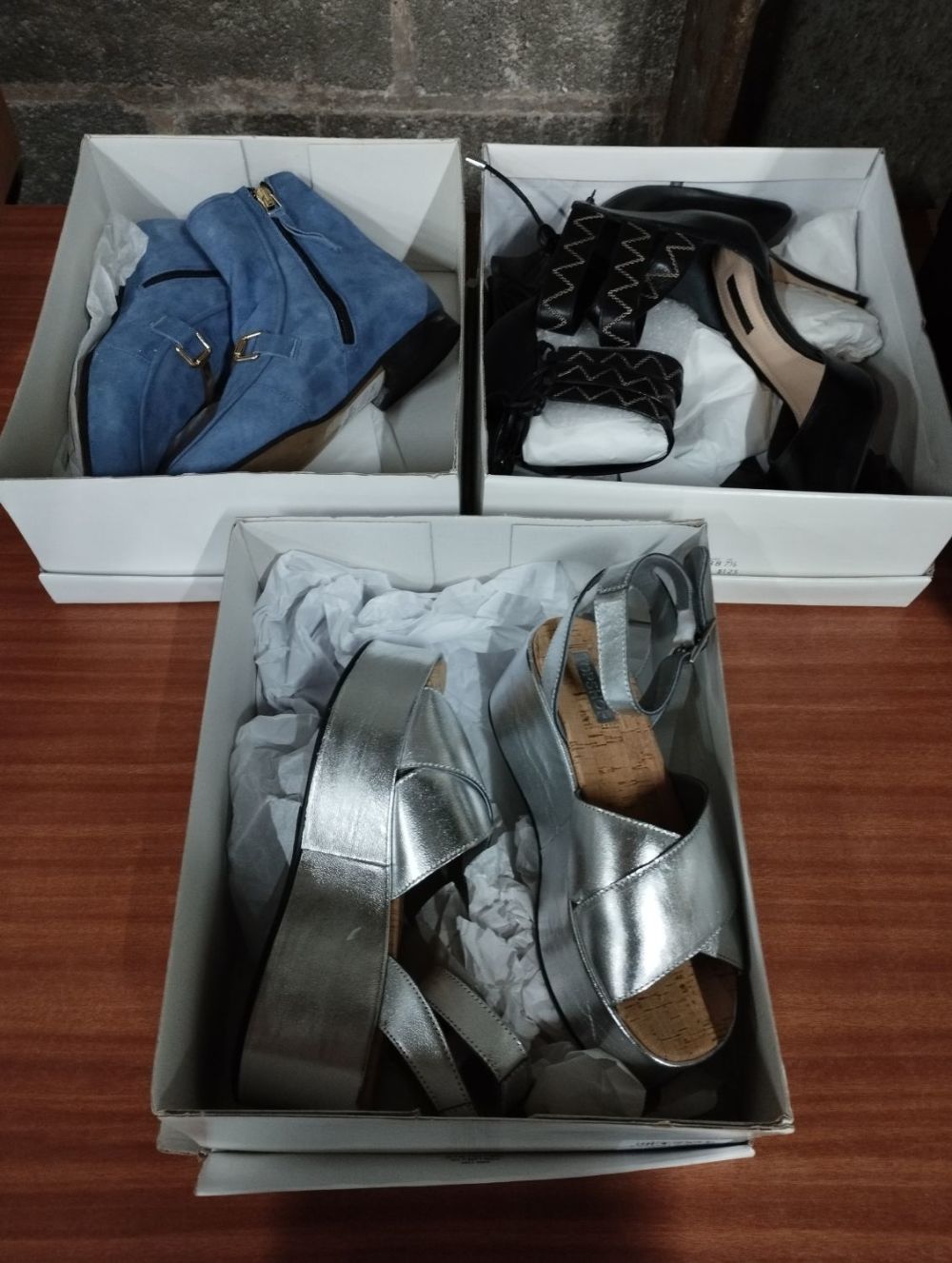 Lot 293: Selection of Brand New Top Shop Ladies Shoes.