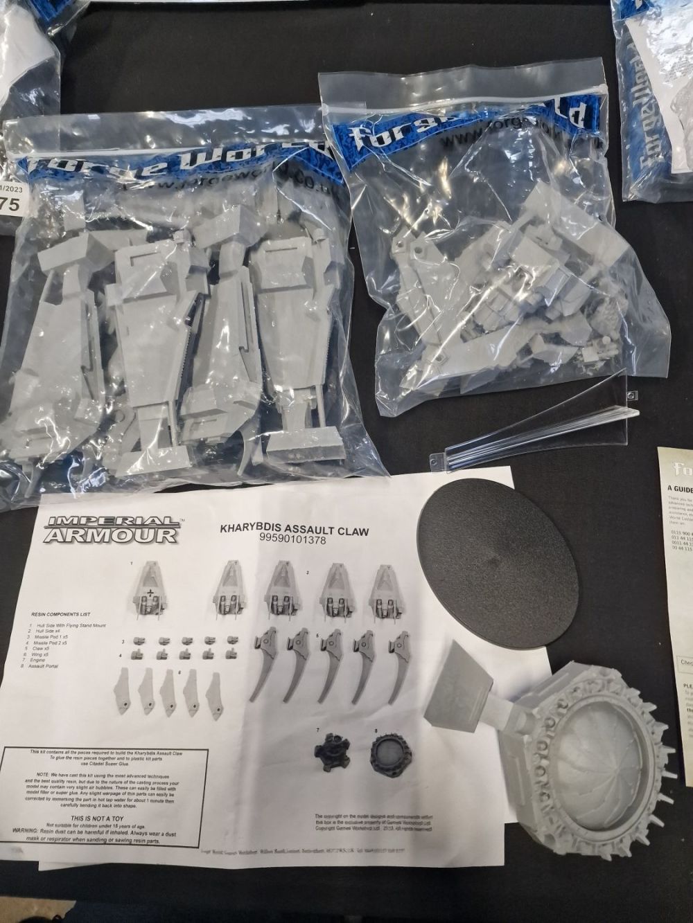 Lot 378: Forge world warhammer Kharybdis assault claw. New