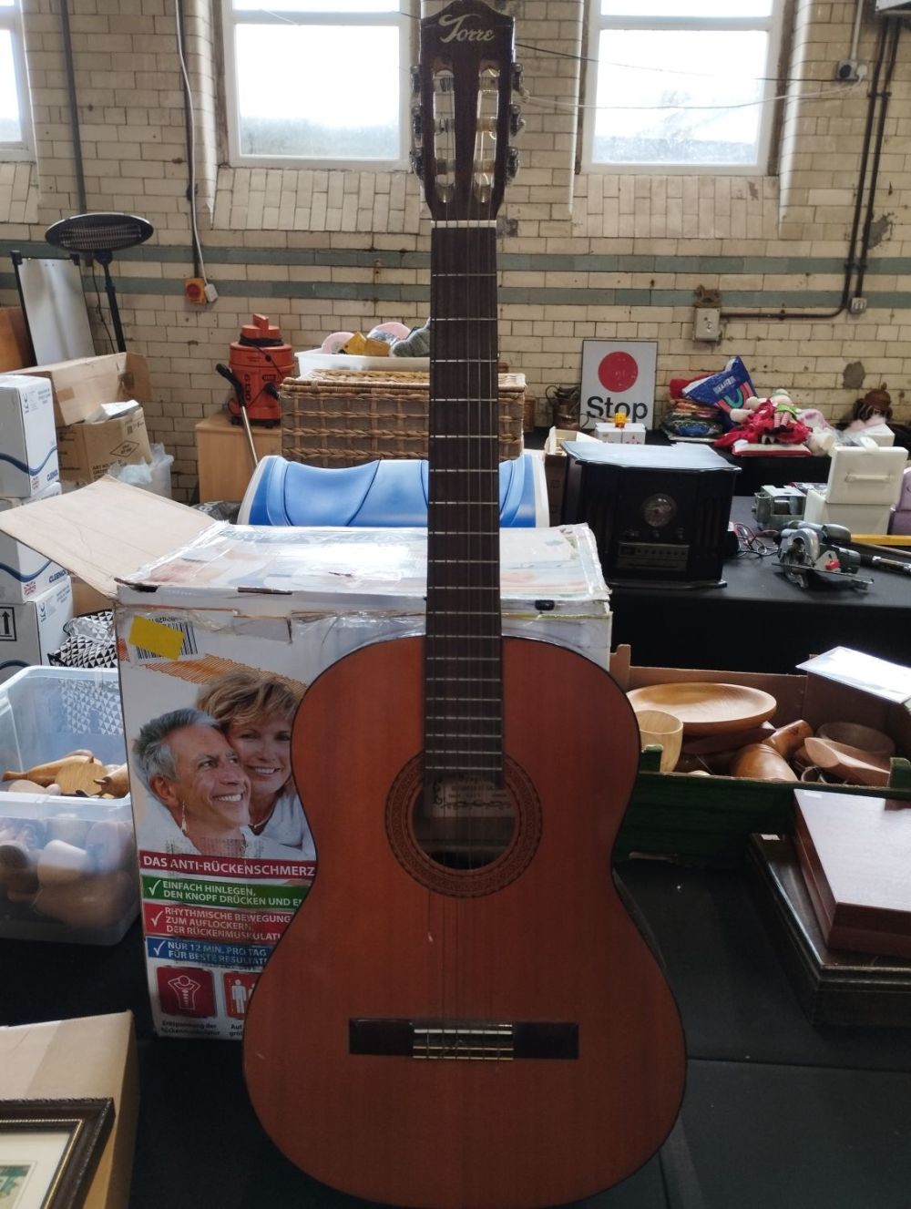 Lot 193: Vintage Torre Spagnola Acoustic Guitar