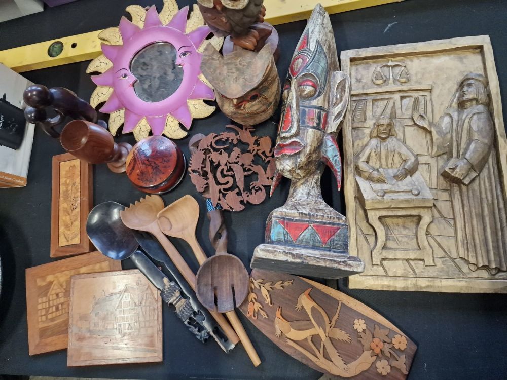 Lot 211: Collection of Collectable wooden items including pictures, Africana...