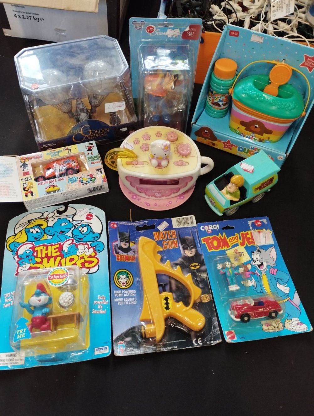 Lot 236: Selection of Vintage Collectable Toys inc The Golden...