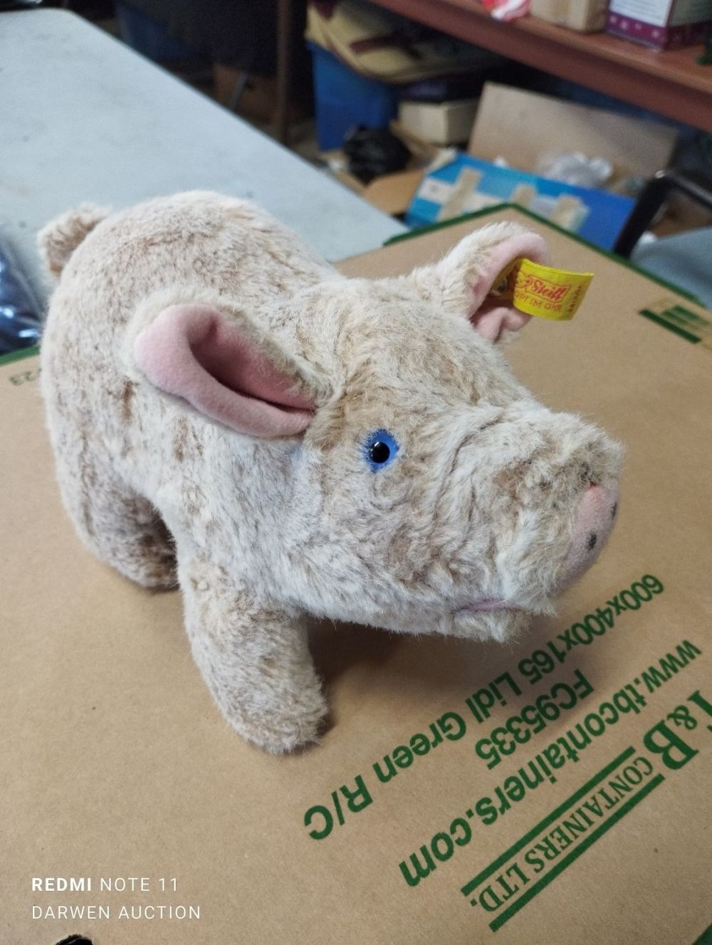 Lot 360: Vintage Steiff Jolanthe Blue Eyed Pig with Tag