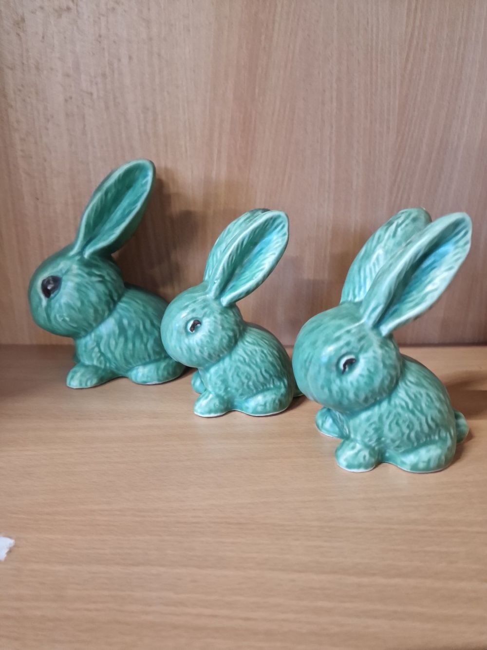 Lot 369: Three vintage snub nose Sylvac bunny rabbits