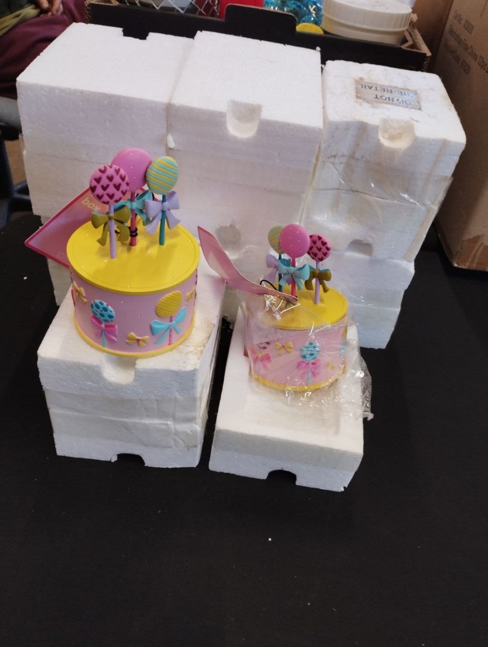 Lot 127: x8 Brand New Marks and Spencer Trinket Box