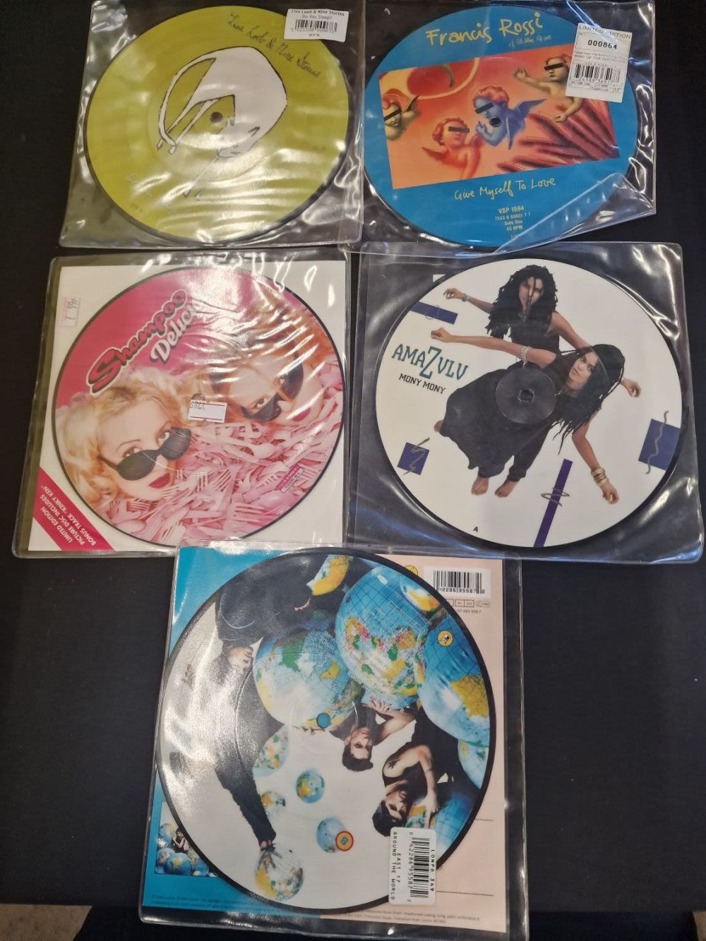 Lot 152: Vinyl Five collectable pictures 45s includes Mony Mony,...