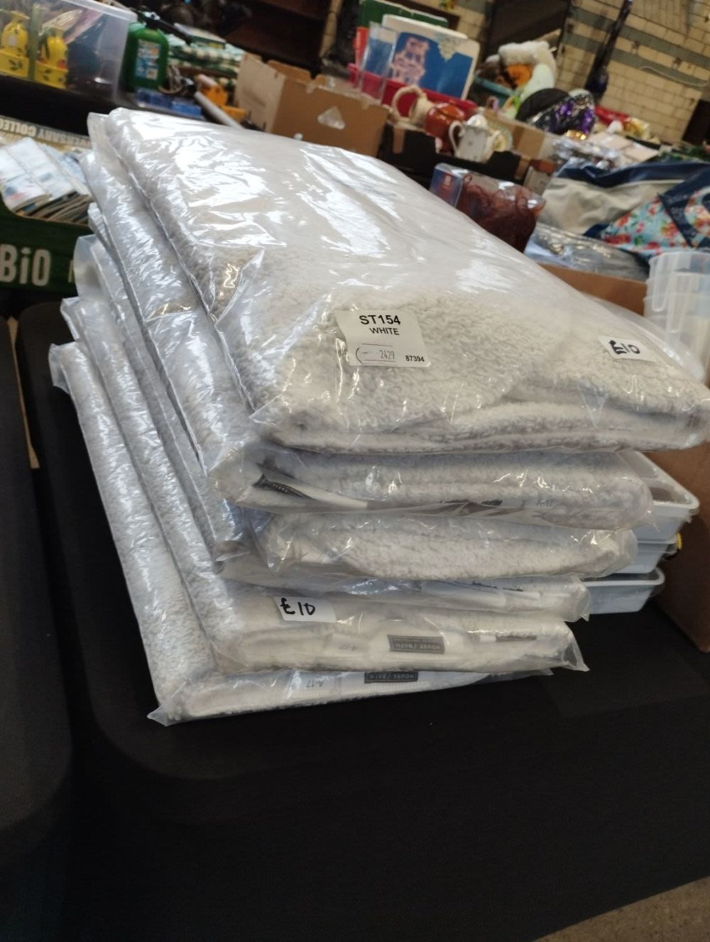 Lot 181: Six Brand New White Bath Mats