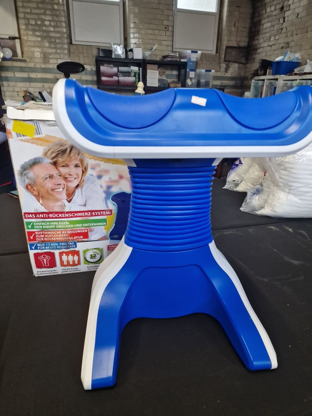Lot 197: SuperVital back relaxer