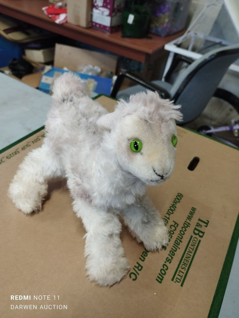 Lot 365: Vintage Steiff Cosy Lamb