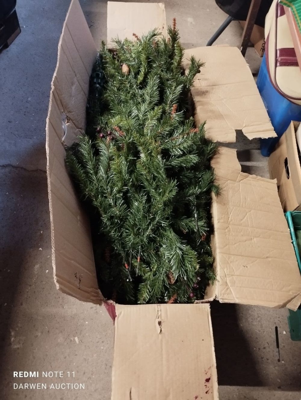 Lot 387: 6ft Cone and Berry Christmas Tree. Complete