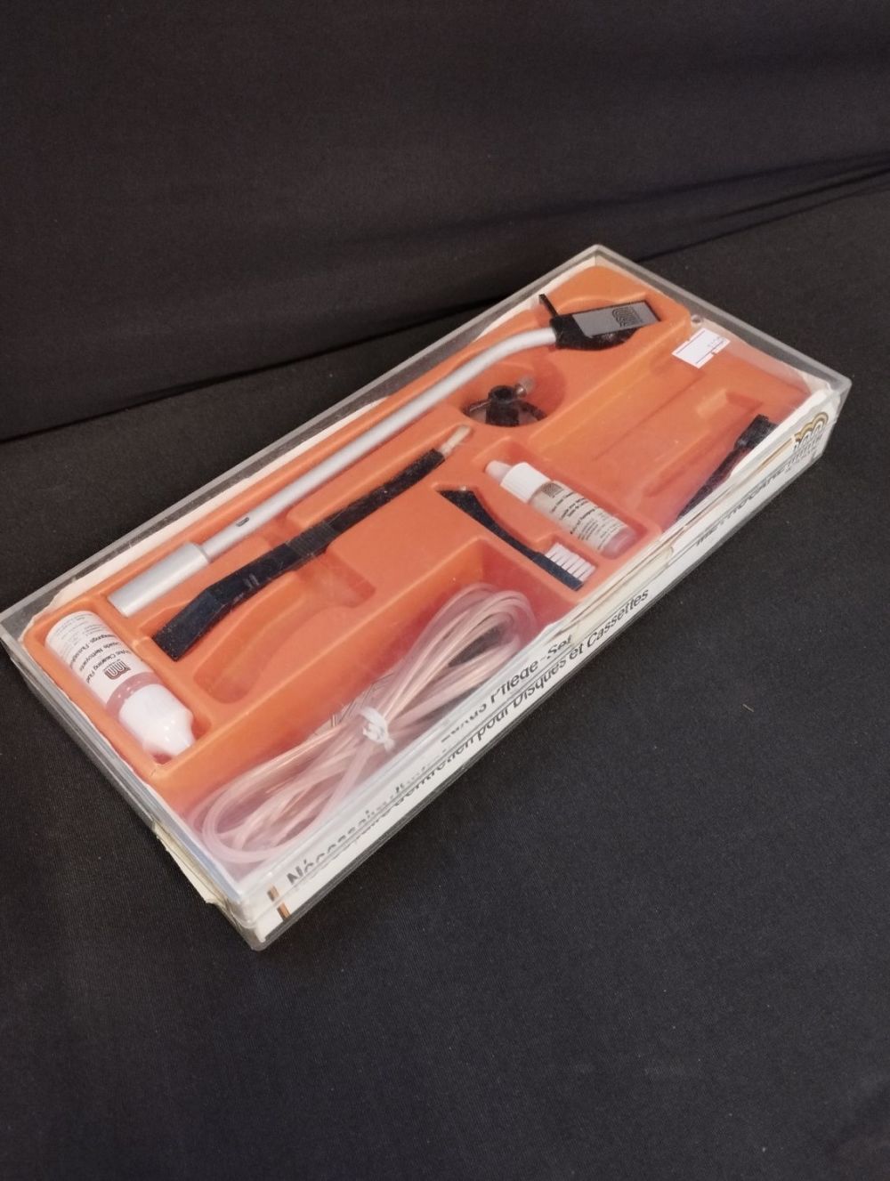 Lot 34: Vintage Musicsound Metrocare Music Centre Kit