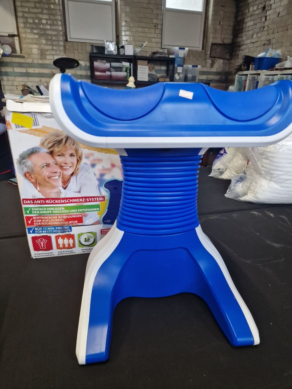 Lot 151: SuperVital back relaxer