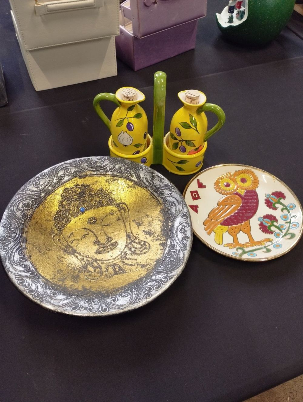 Lot 209: Vintage Ceramic Items inc Collectable Plates and a...
