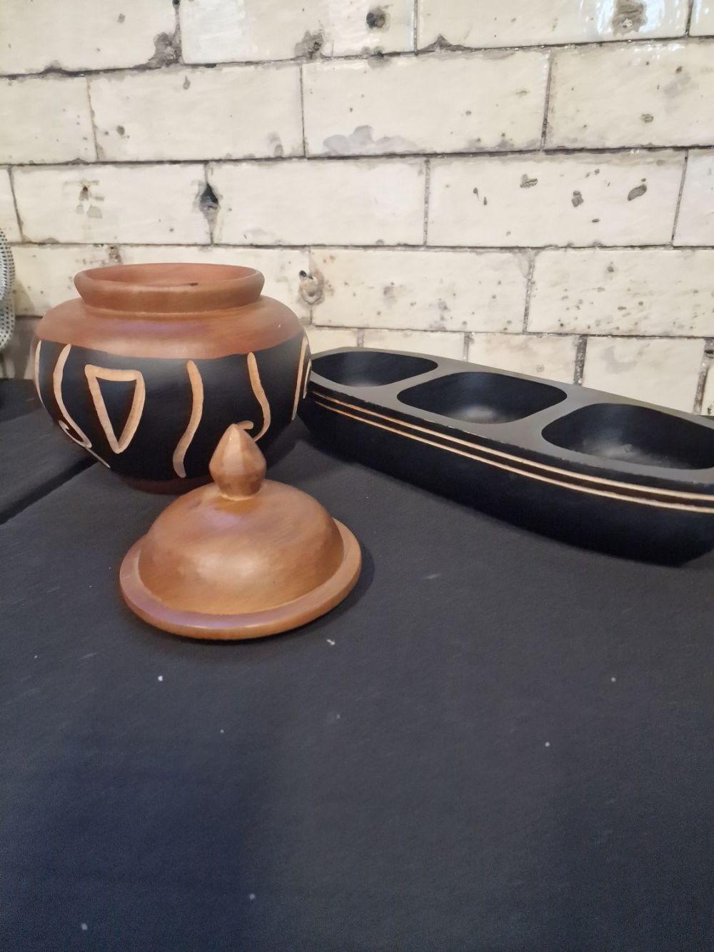 Lot 253: Emeril (memeber of the Wedgewood family) triple wooden...