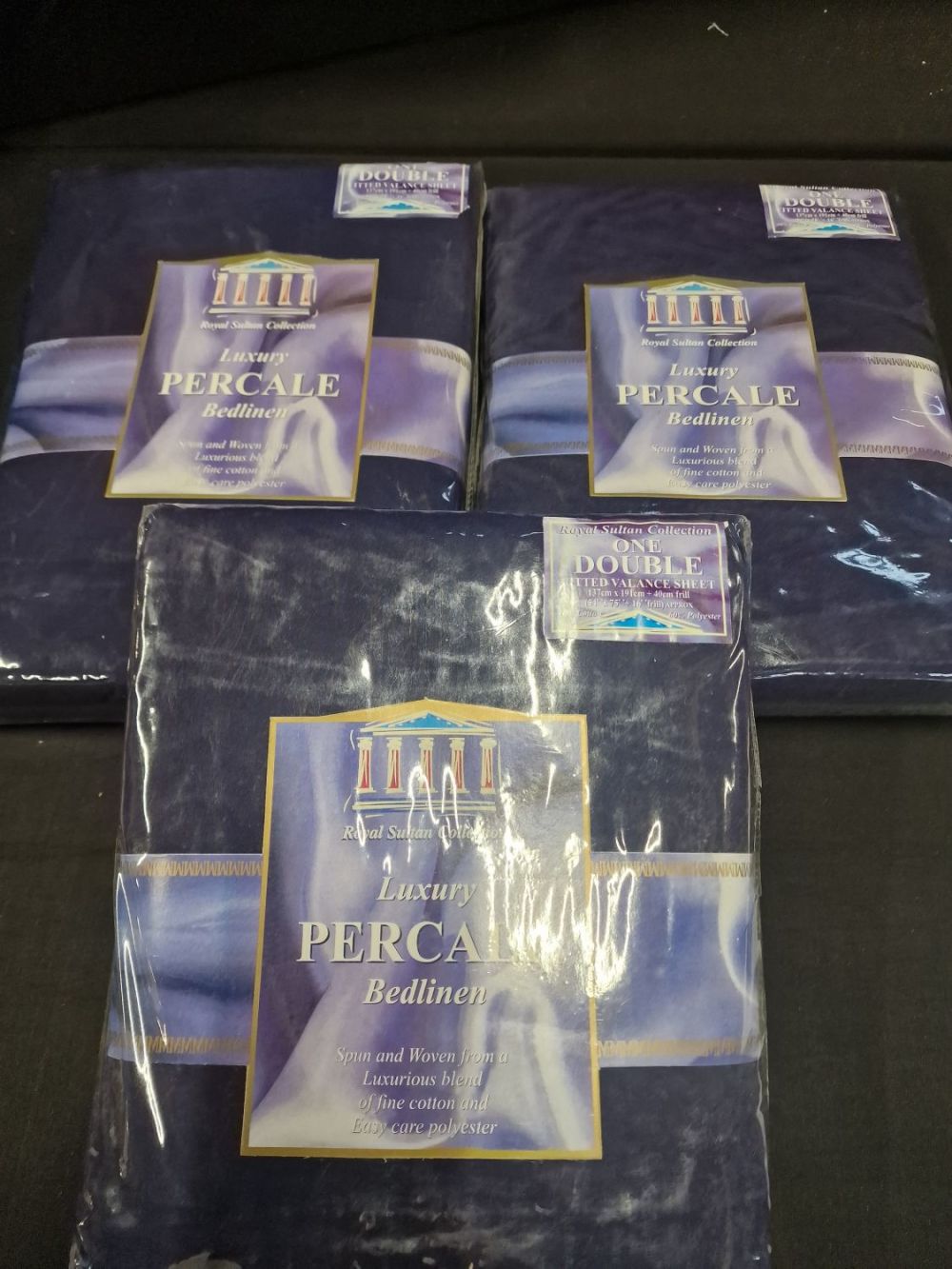 Lot 314: NEW Three double Percale cotton fitted valance sheet...