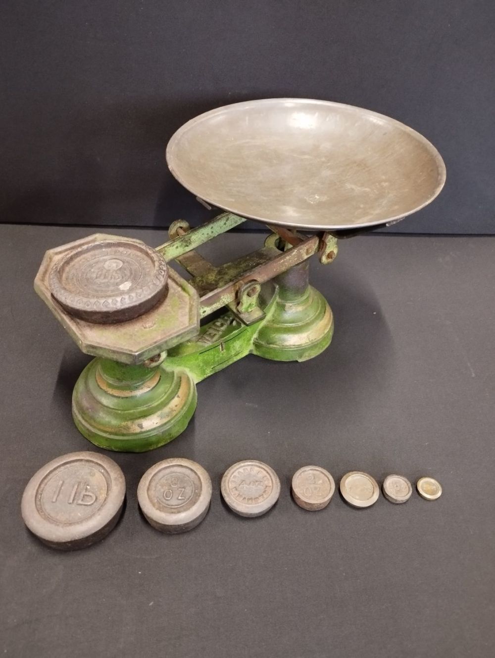 Lot 344: Vintage Weighing Scales with Weights