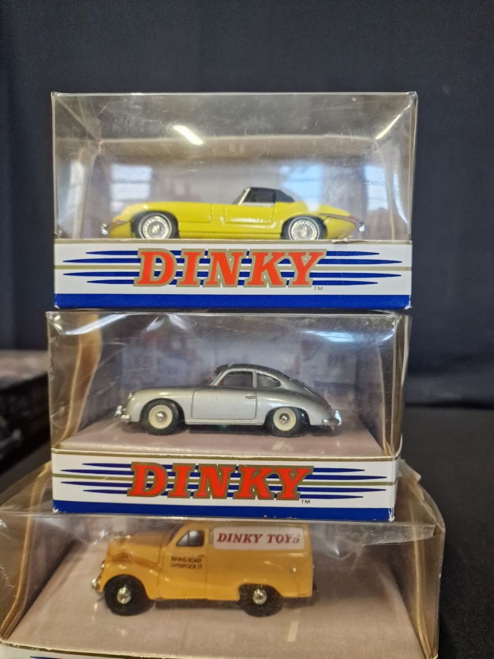 Lot 359: DINKY matchbox cars and vans. 1953 Austin A40,...