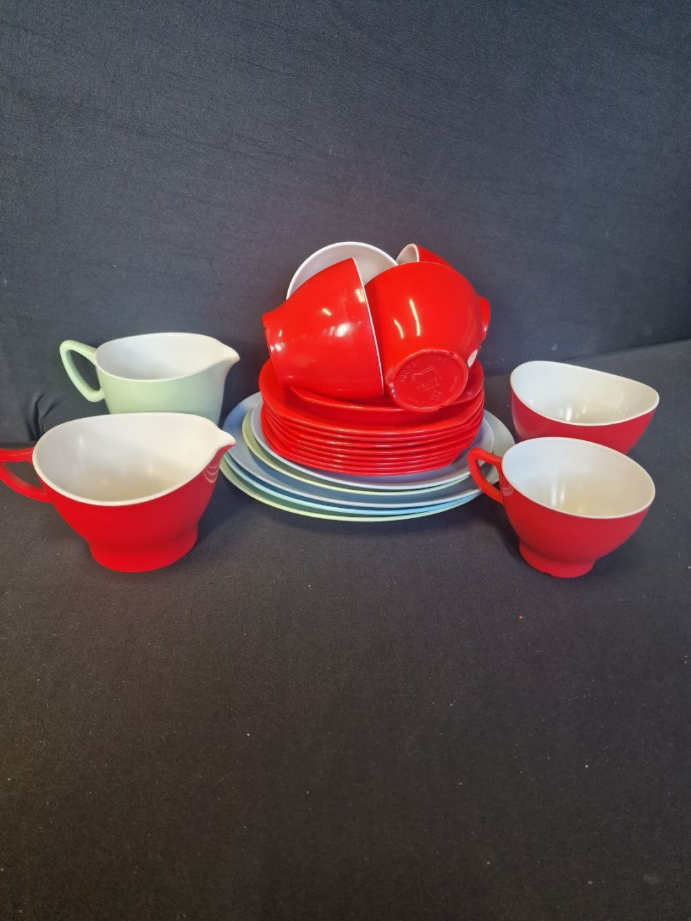Lot 212: A collection of Croydon Melmex ware, pale blue...