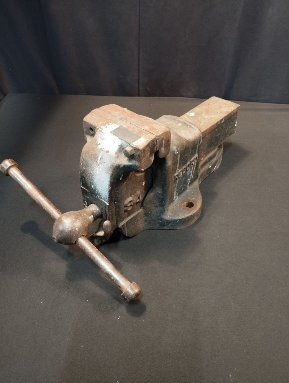 Lot 304: Record 84 4.1/2" Quick Release Vice