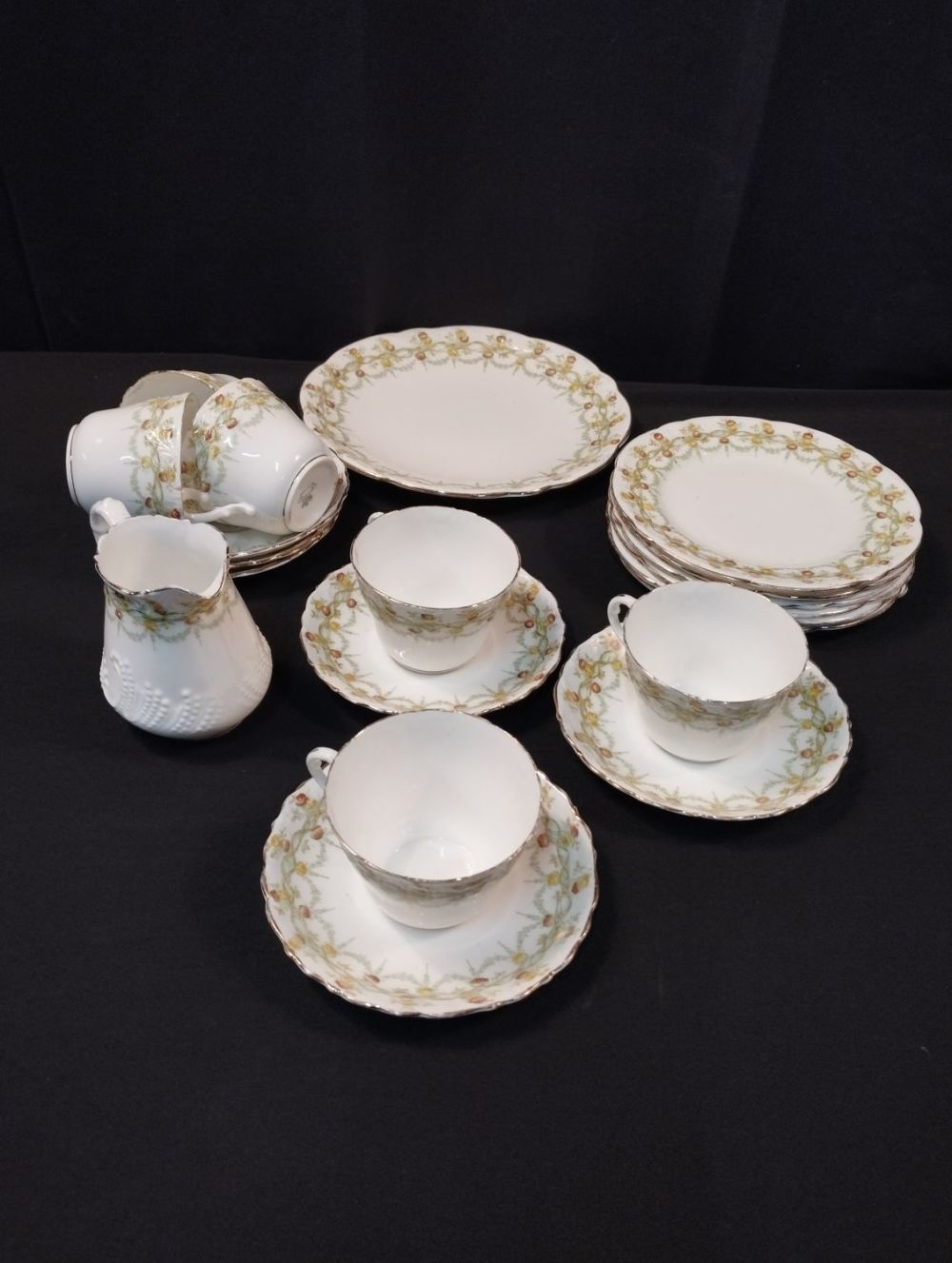 Lot 115: Selection of Vintage Aynsley Teacups, Saucers, Milk Jug...