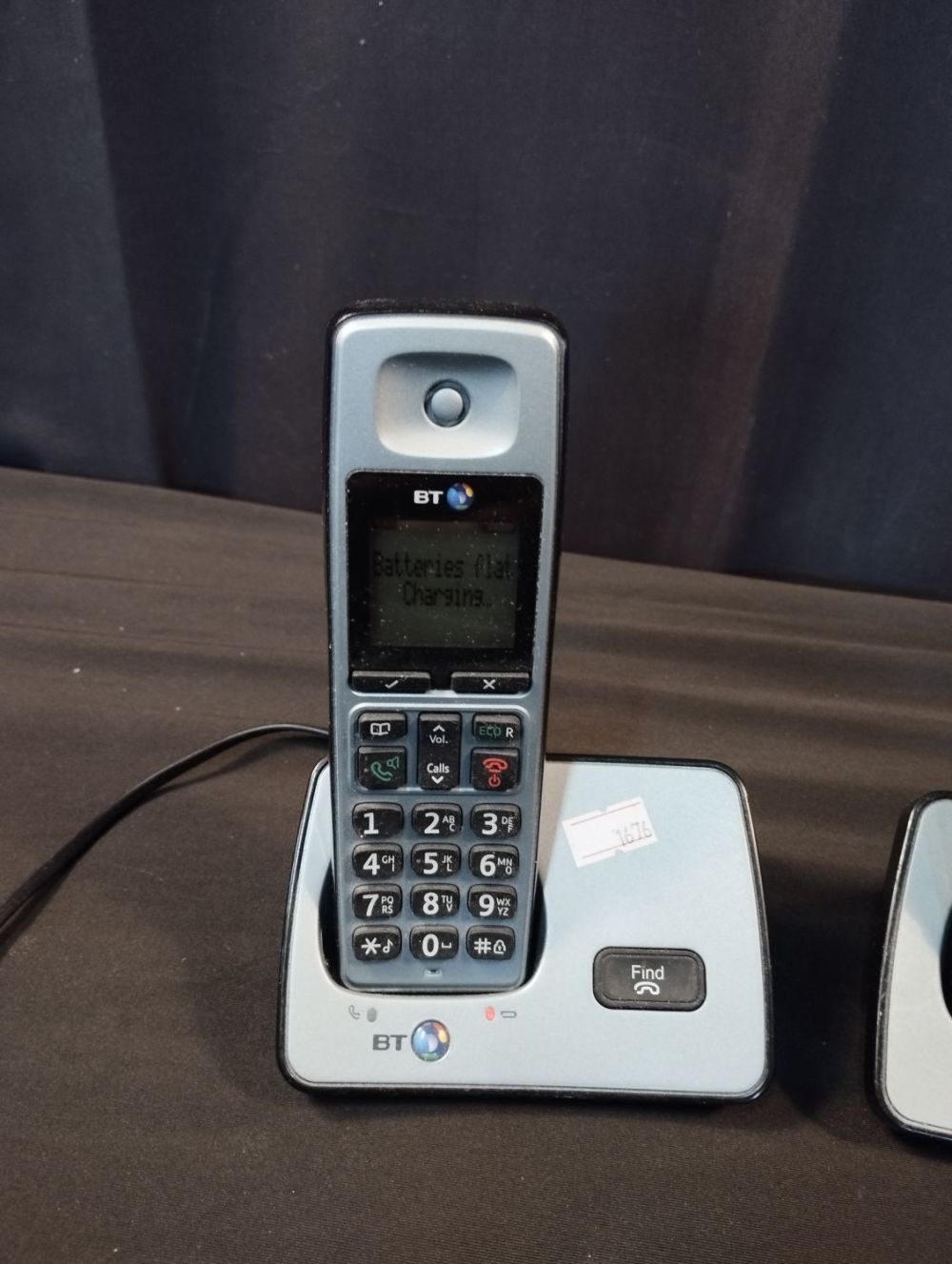 Lot 154: BT2000 Trio Digital Cordless Telephone System. 3 Handsets....